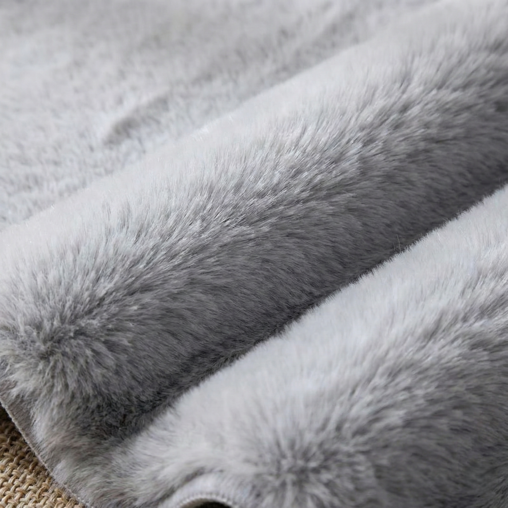 Slate Cloud Plush Carpet (80 x 50 cm.)
